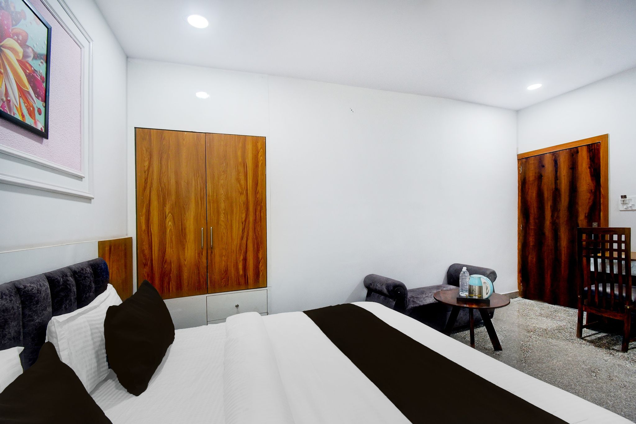Hotel O Maruti