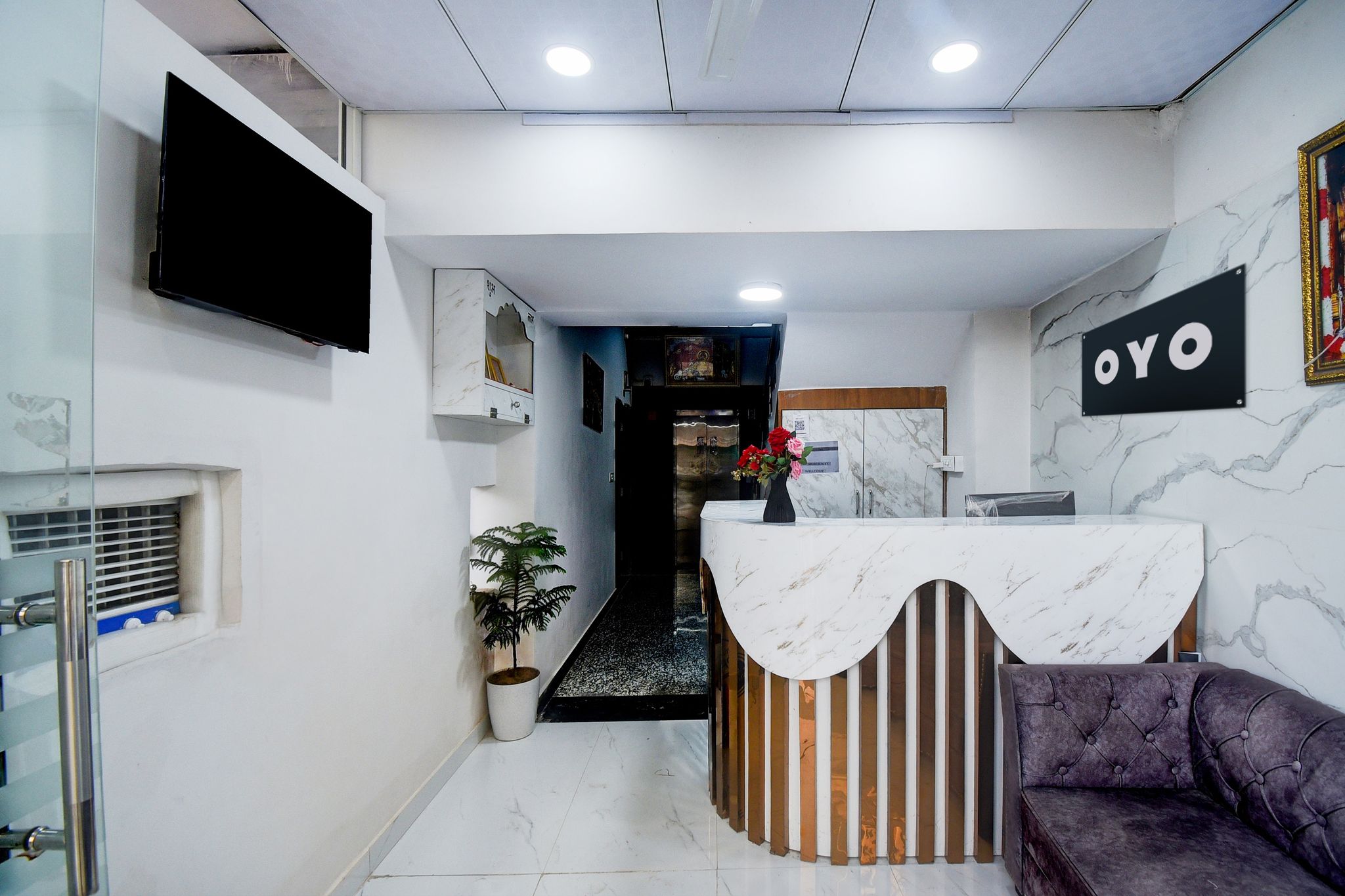 Hotel O Maruti