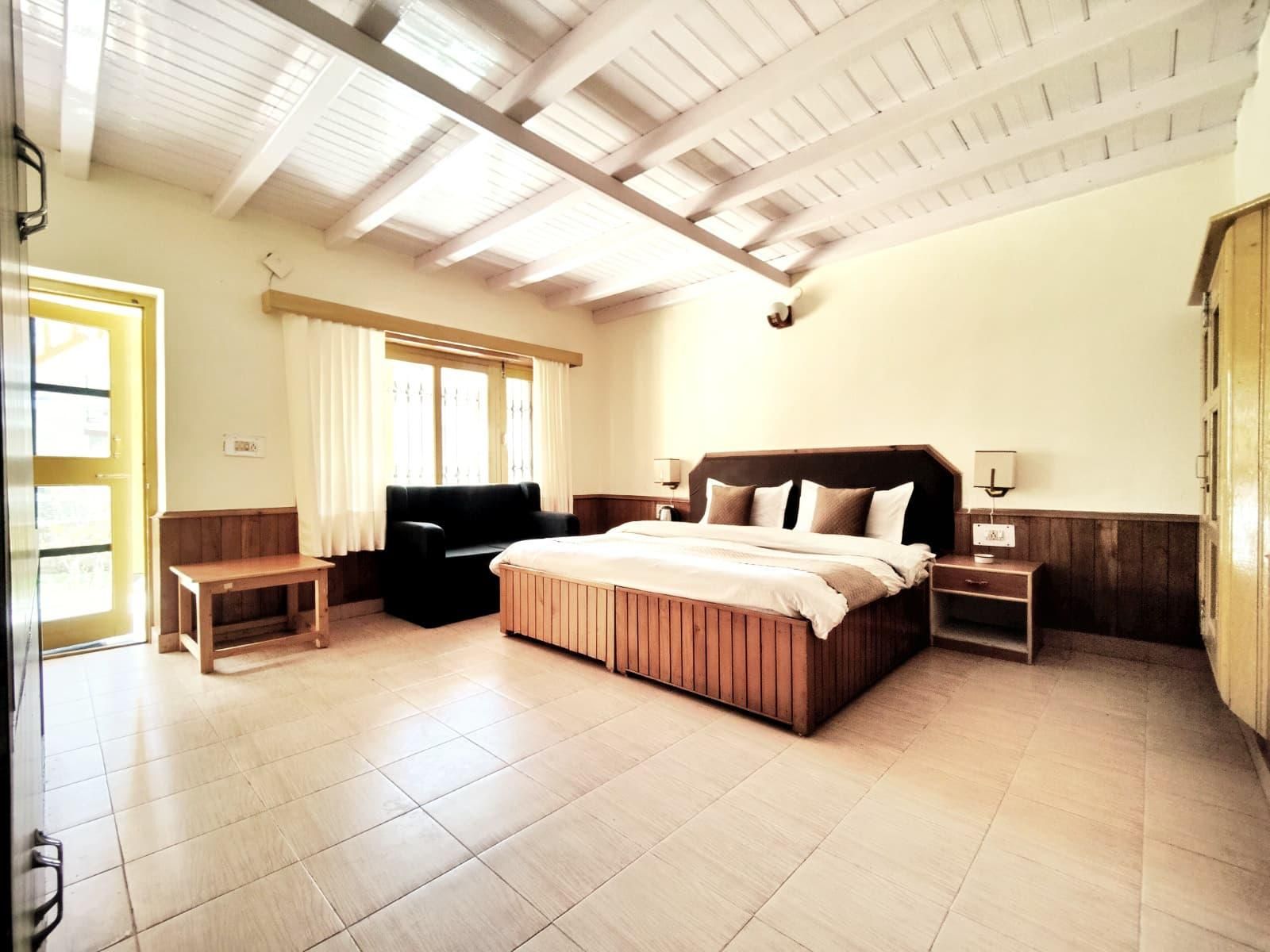 Mountain and Garden View Room