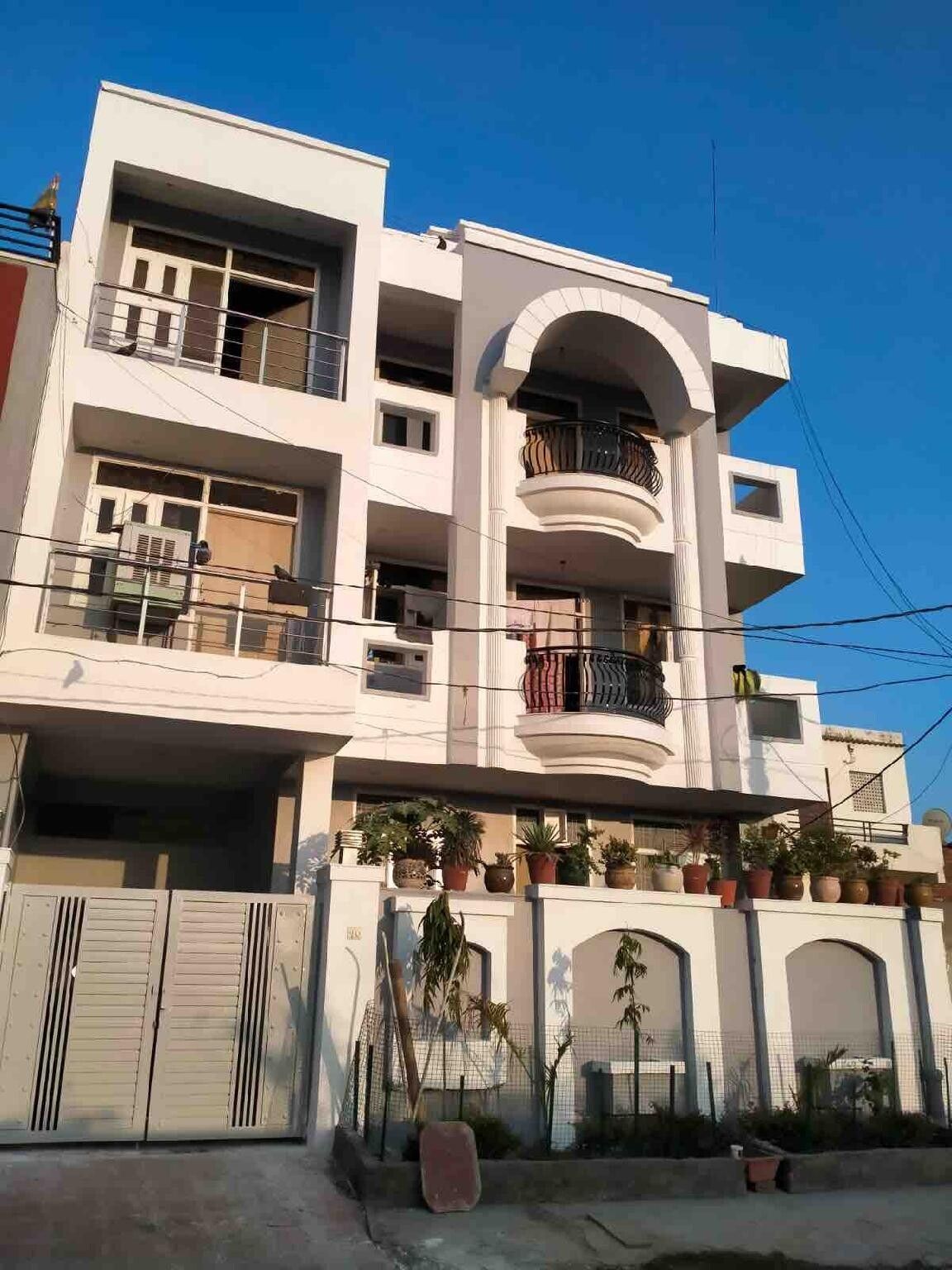 2 Bhk fully furnished apartment nearby airport - Image 1