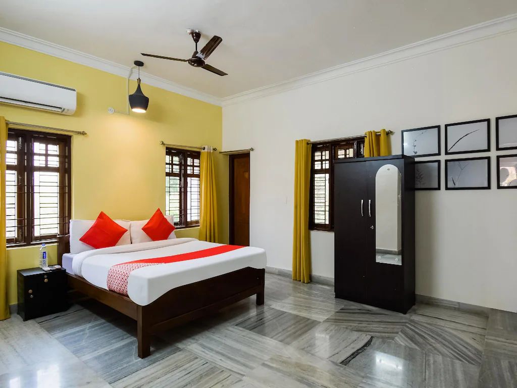 Deluxe AC Room