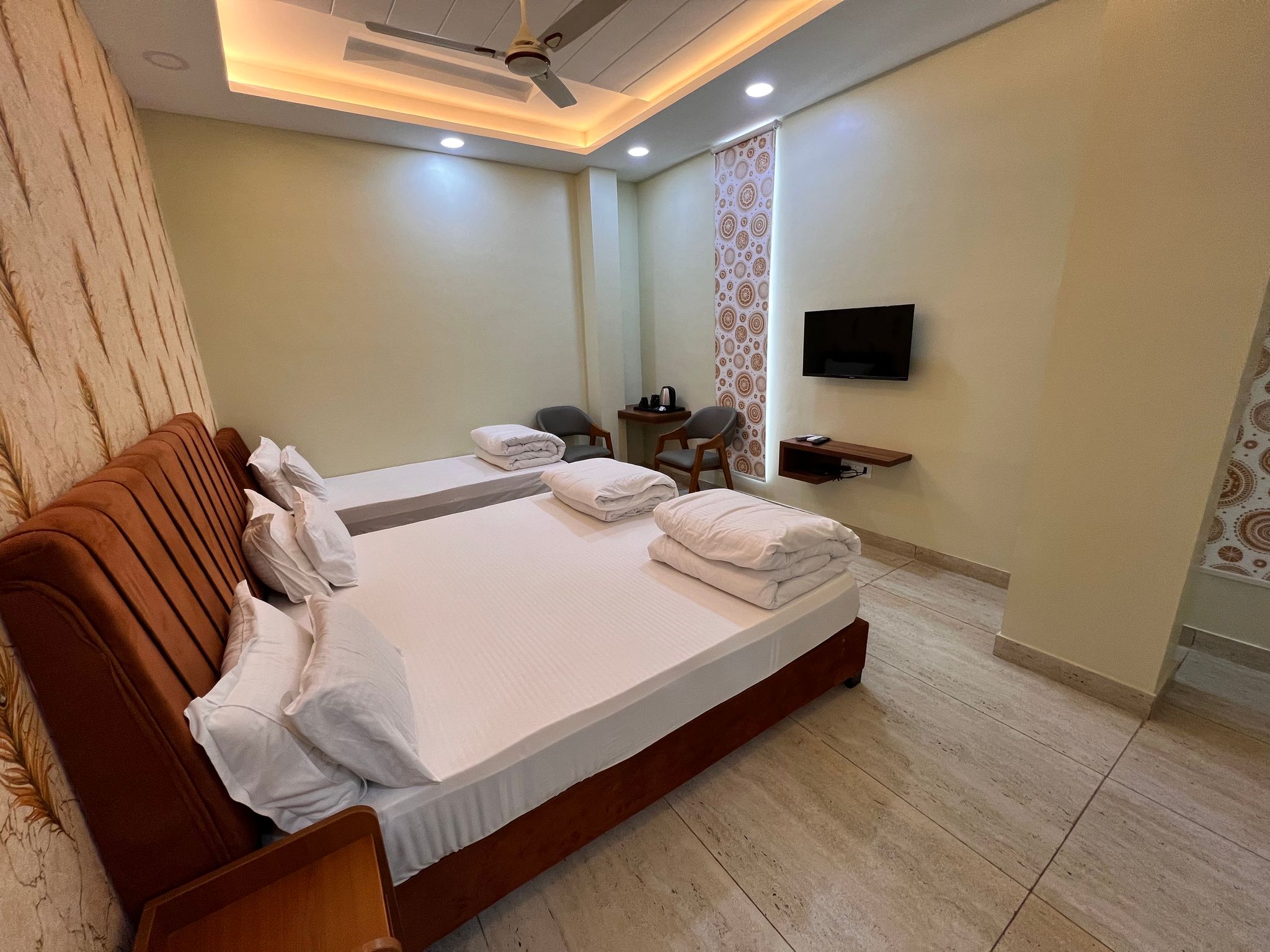 Hotel Kesari Executive Room