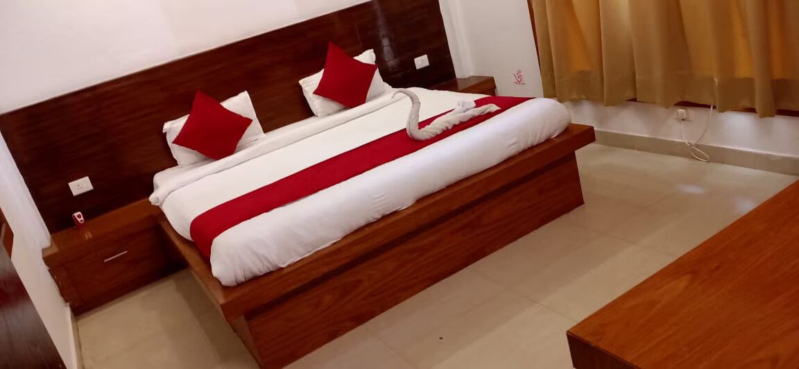 Goroomgo Santosh residency Puri