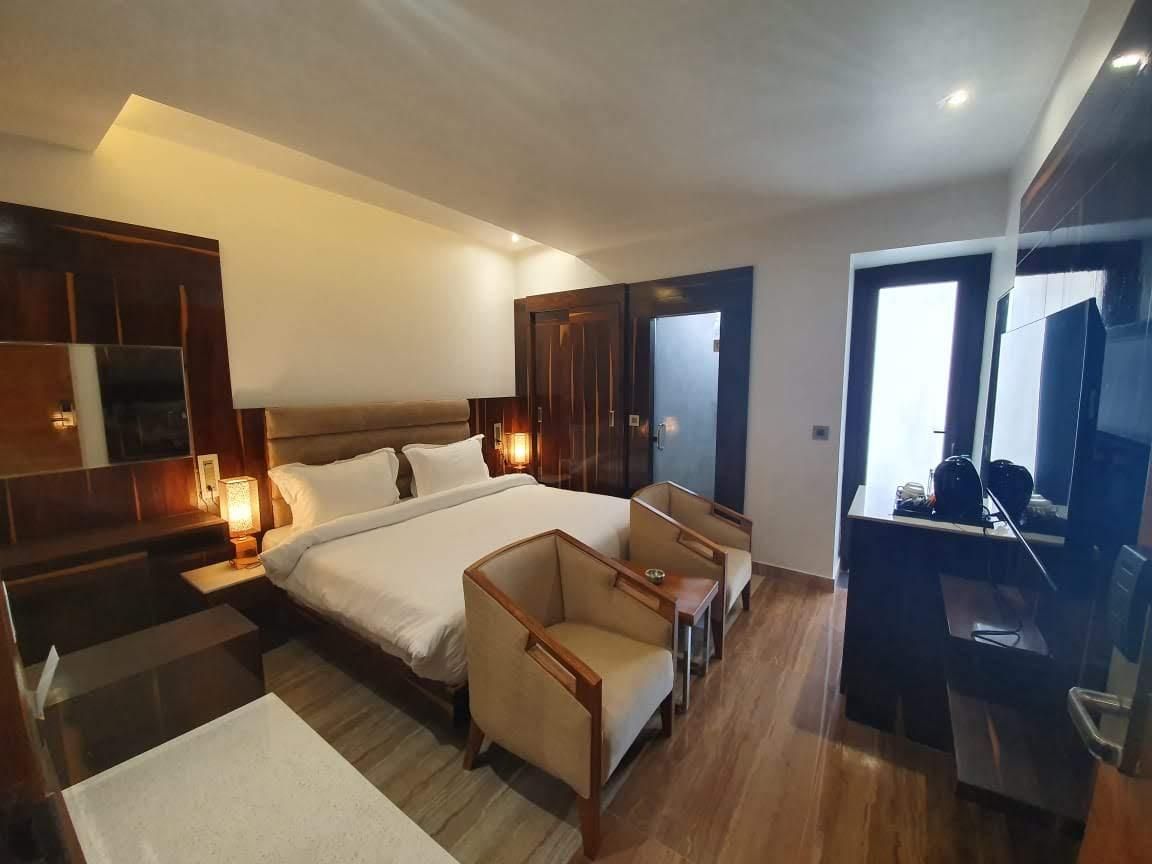 Hotel Daffodils Inn Superior Room 3