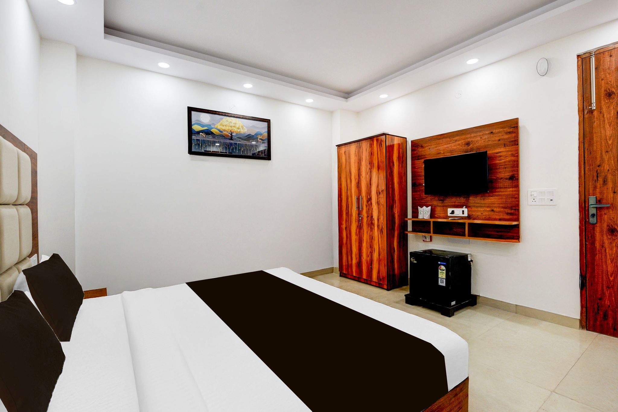 Super Collection O Hotel Evergreen Classic 12