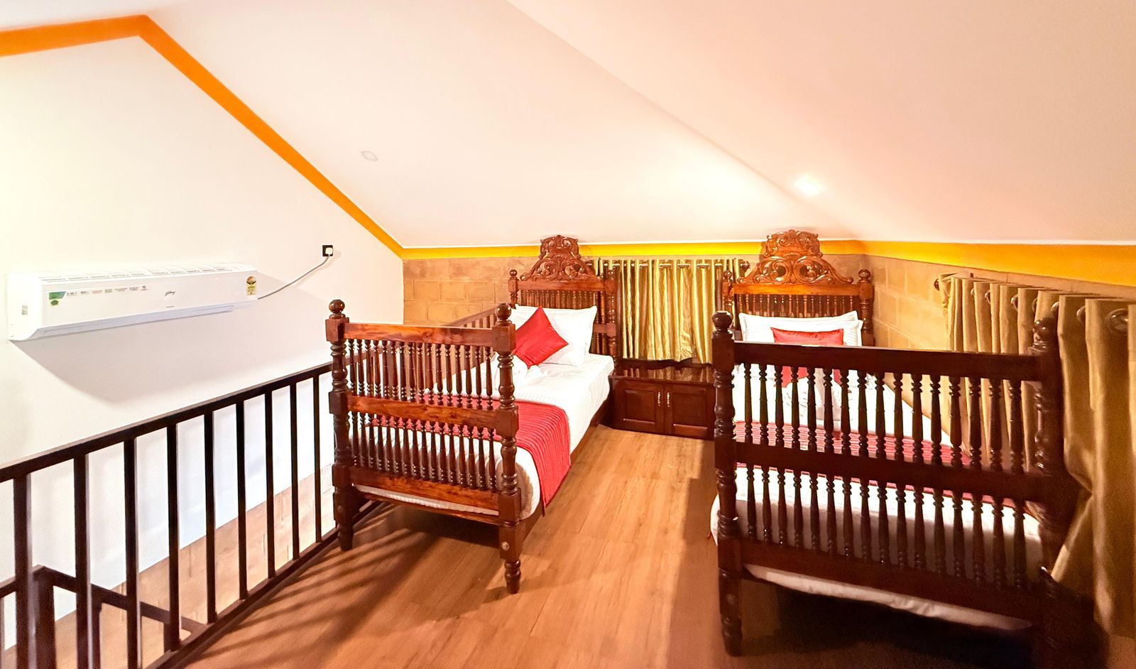 Credible Heritage Resort Duplex Room 2