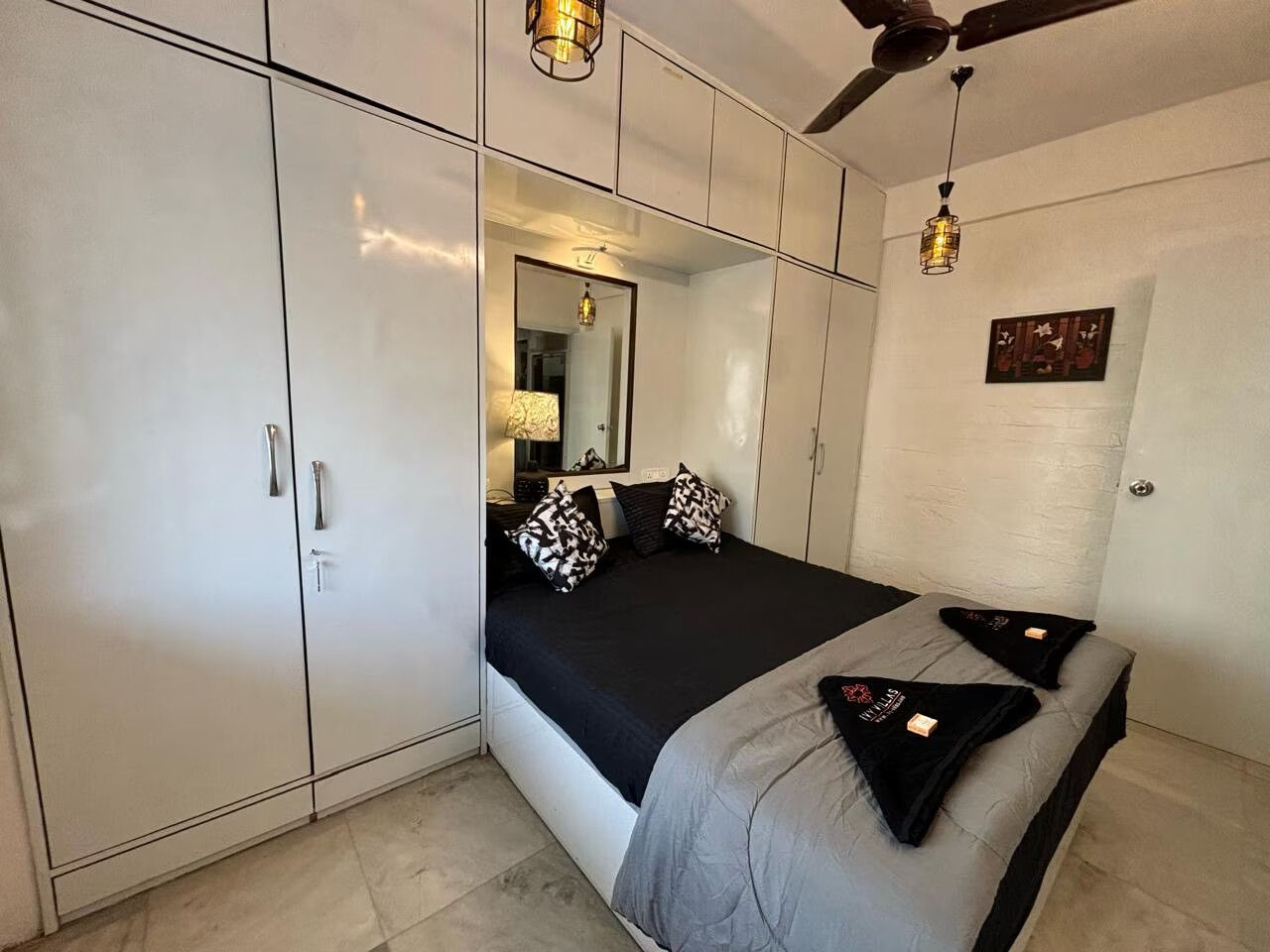 Ivy Aristo, 1 Bhk in heart of Lokhandwala, Andheri