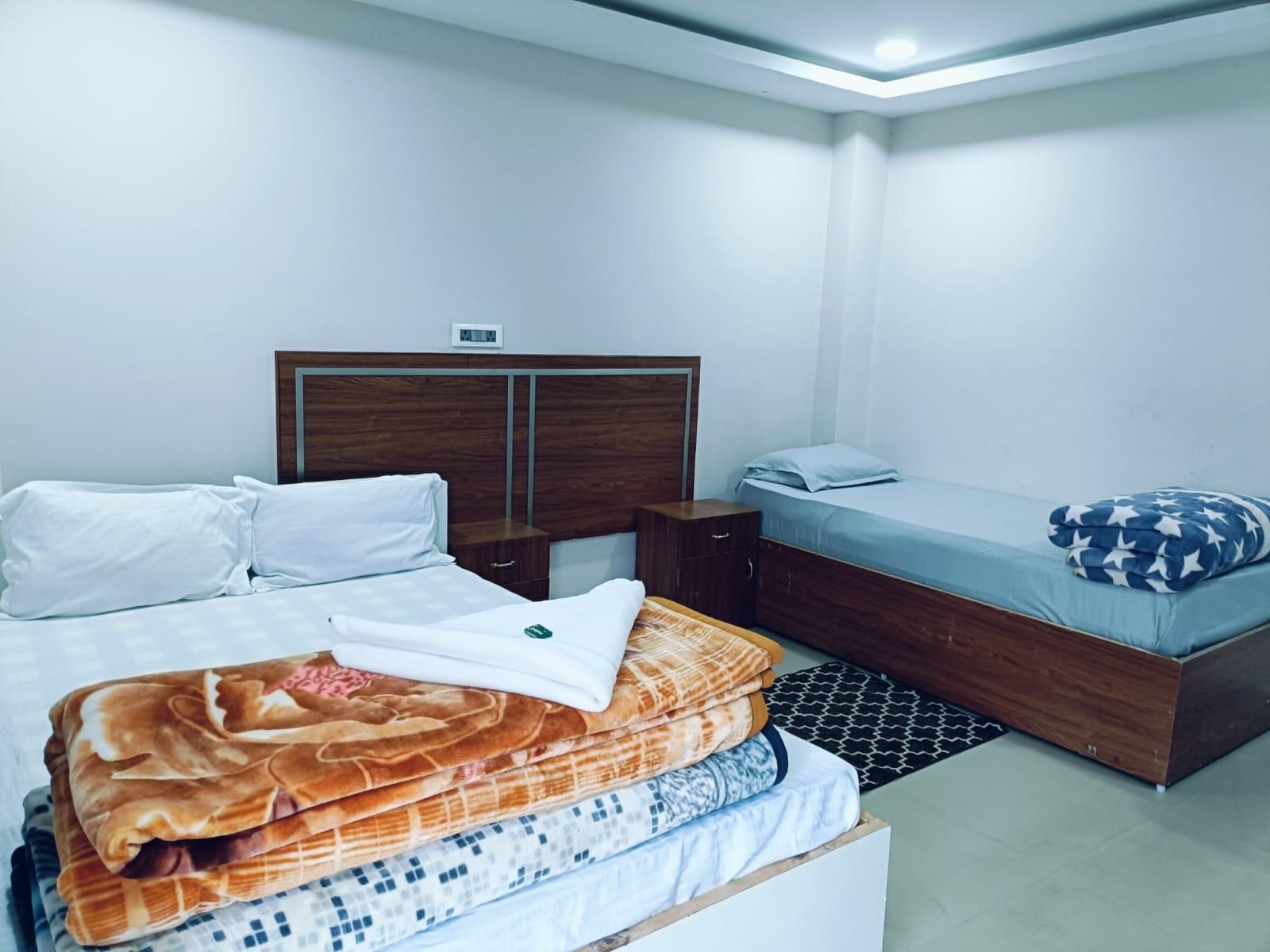 Hilsan Residency and Hotel Triple - 1 Queen 1 Single 3