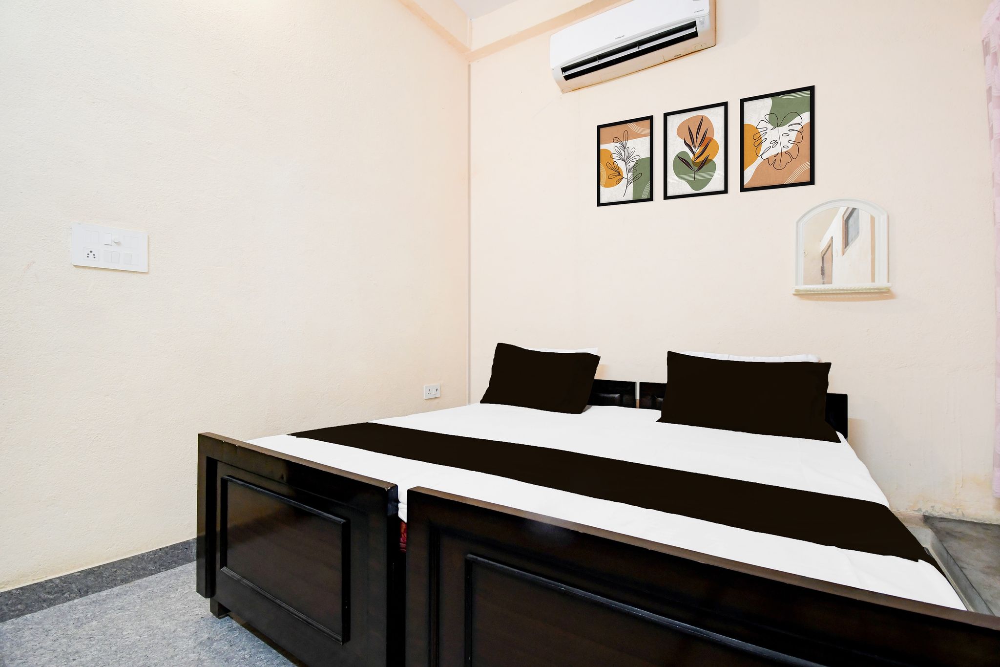 Hotel O by OYO G.D Guest House Classic 2