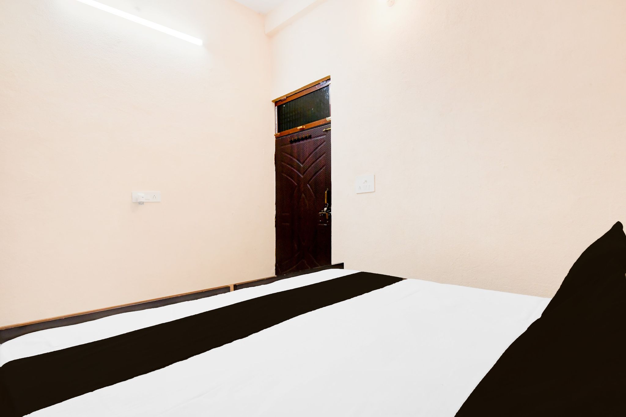 Hotel O by OYO G.D Guest House Classic 10