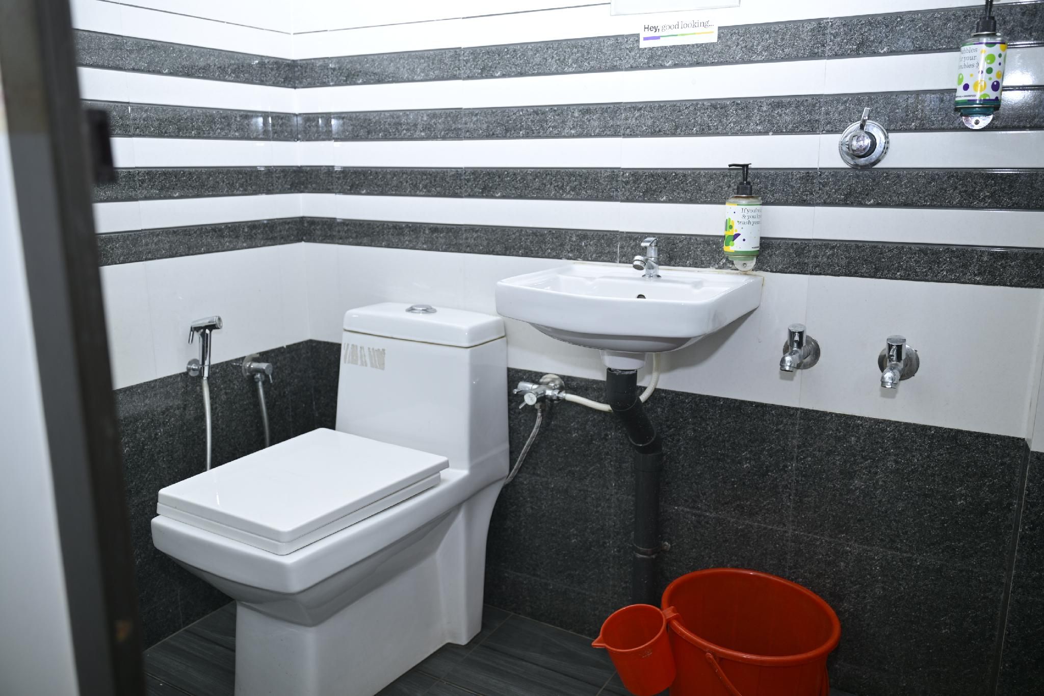 Deluxe Room with Living Room