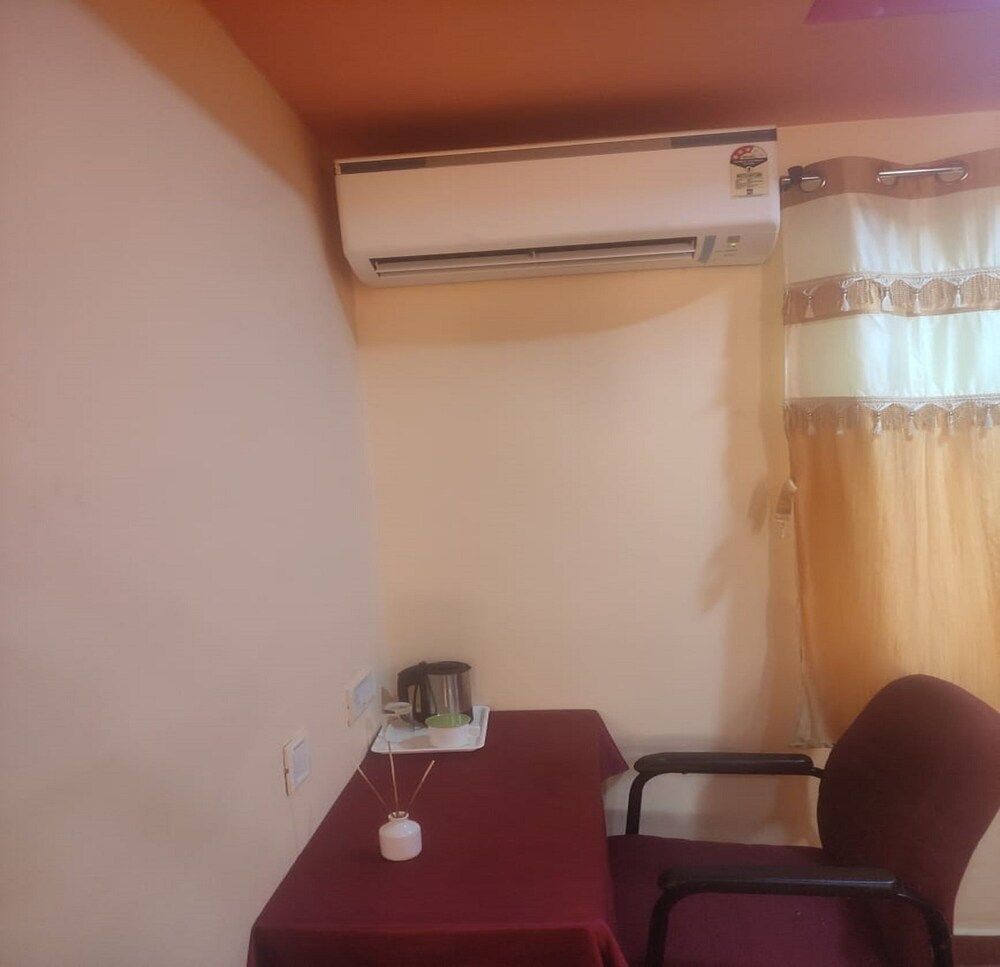 Hotel St Thomas International Centre Standard Double Room 4