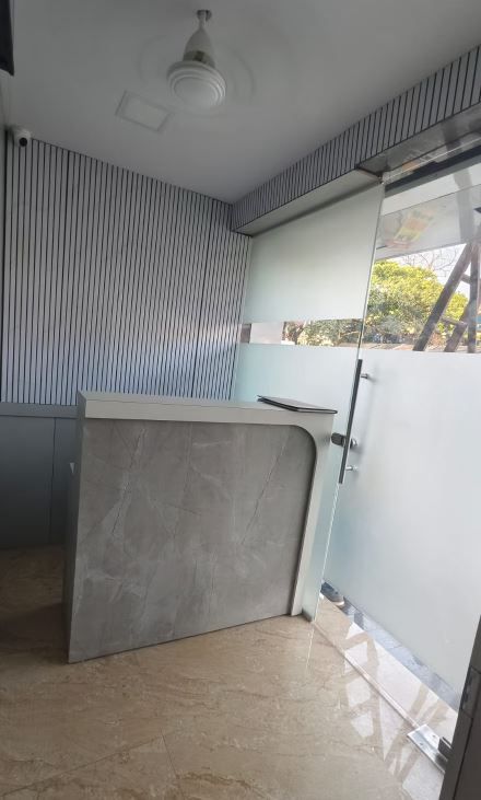 Side Image 2