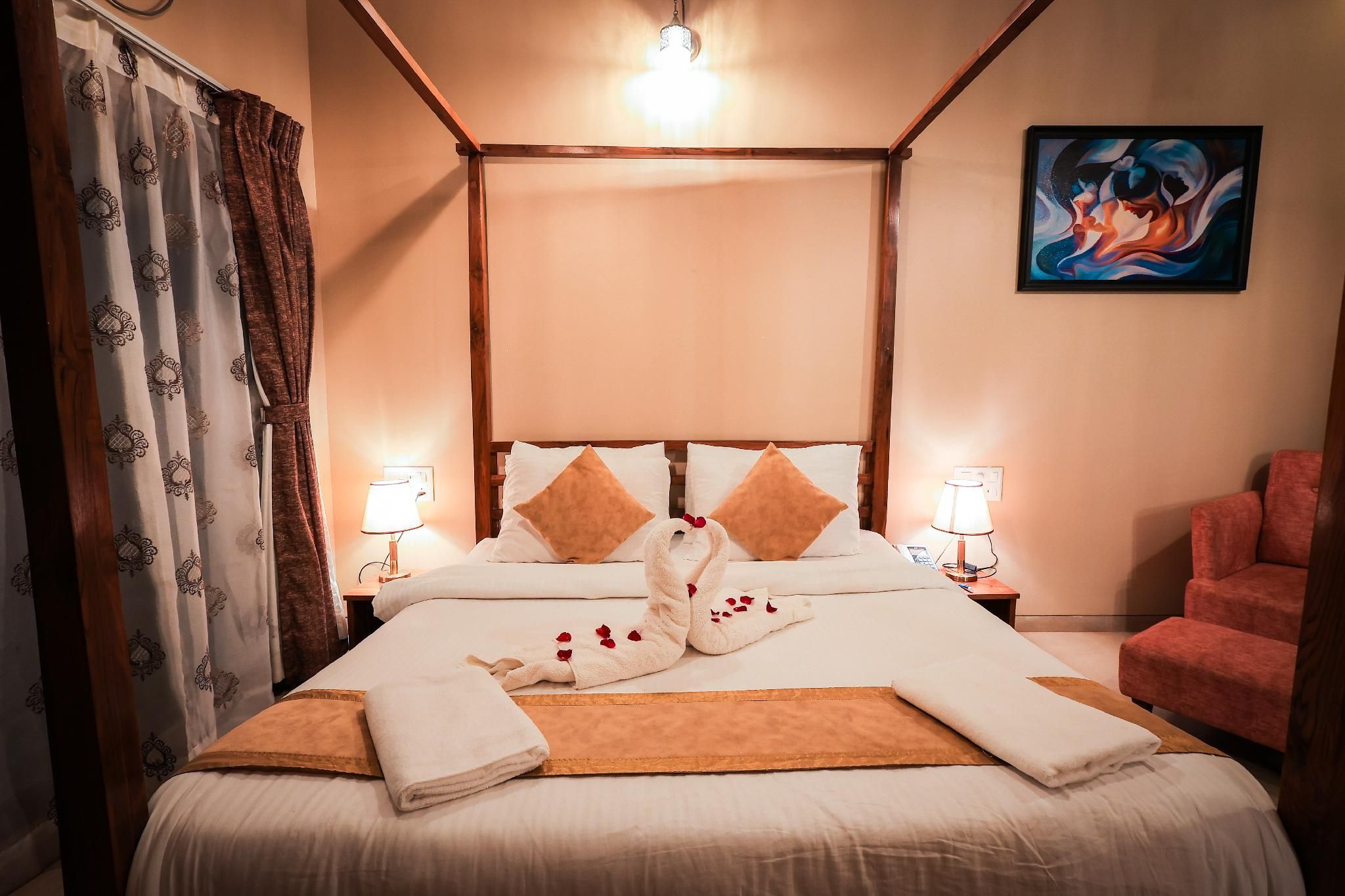 Cottage with Bathtub