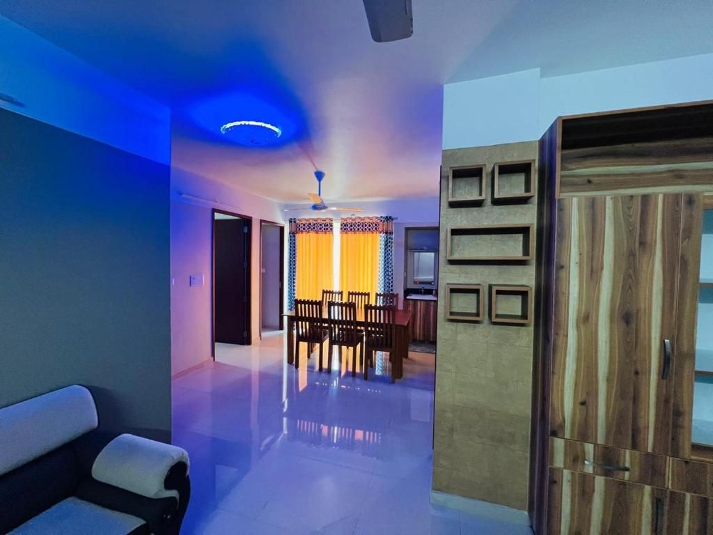 Luxe Oasis Palm Oppo.Lulu Mall Trivandrum