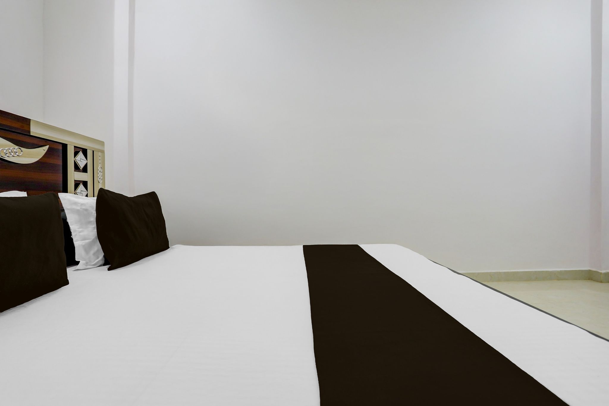 SPOT ON S K Hotel SPOT ON NON-AC 7