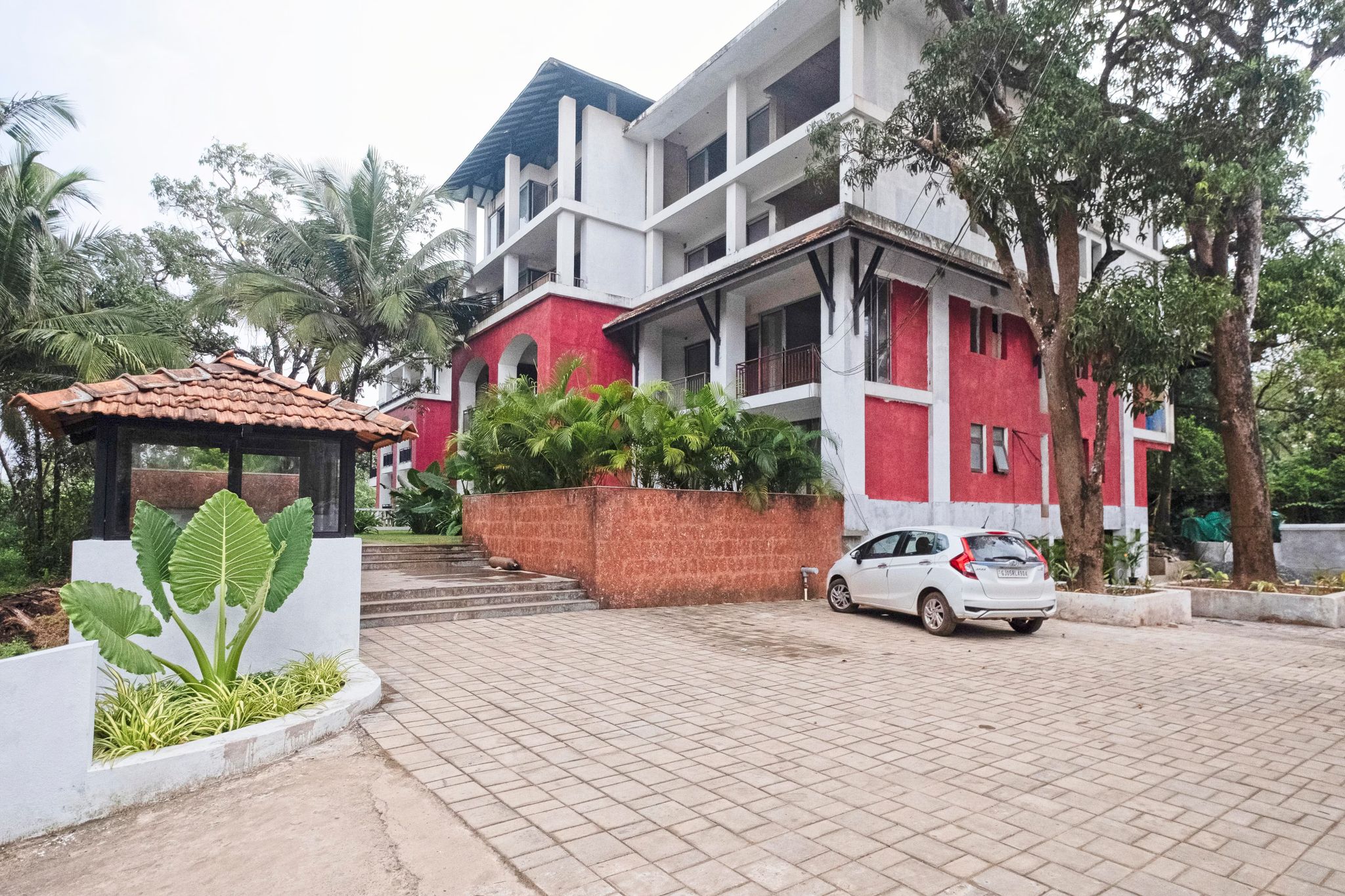 Main Image