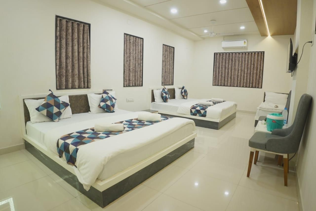 HOTEL AYODHYA Deluxe Family Room