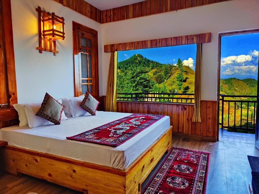Superior Balcony