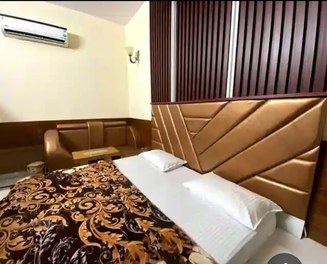 Cottage Room