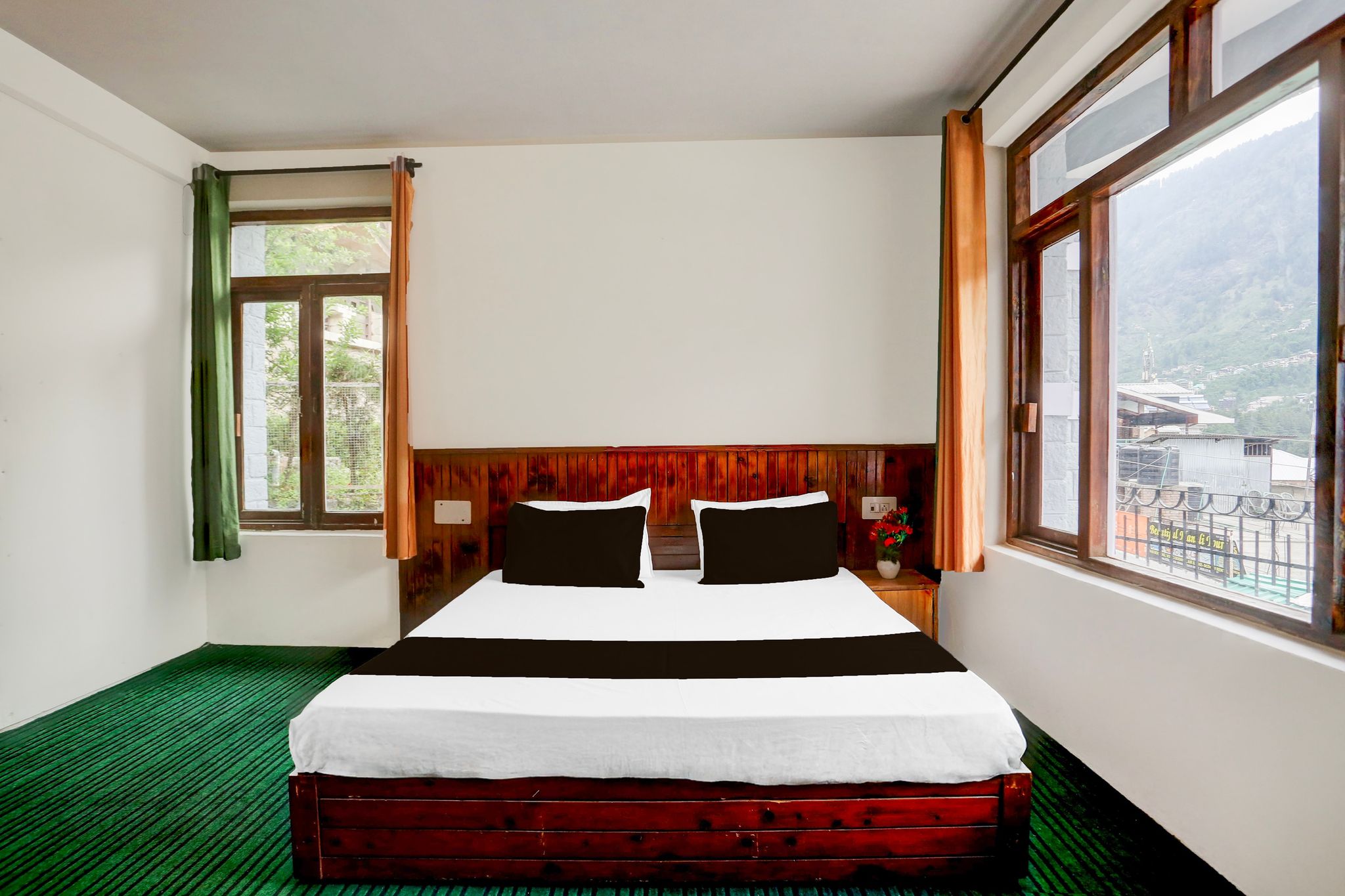 Hotel O Premium Rooms