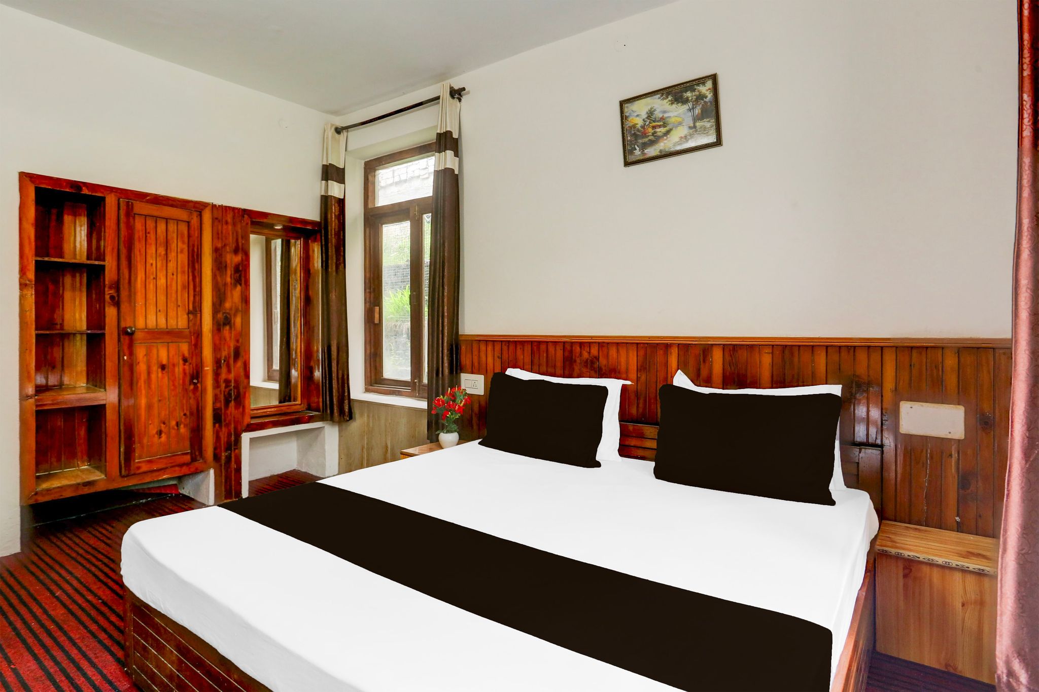 Hotel O Premium Rooms
