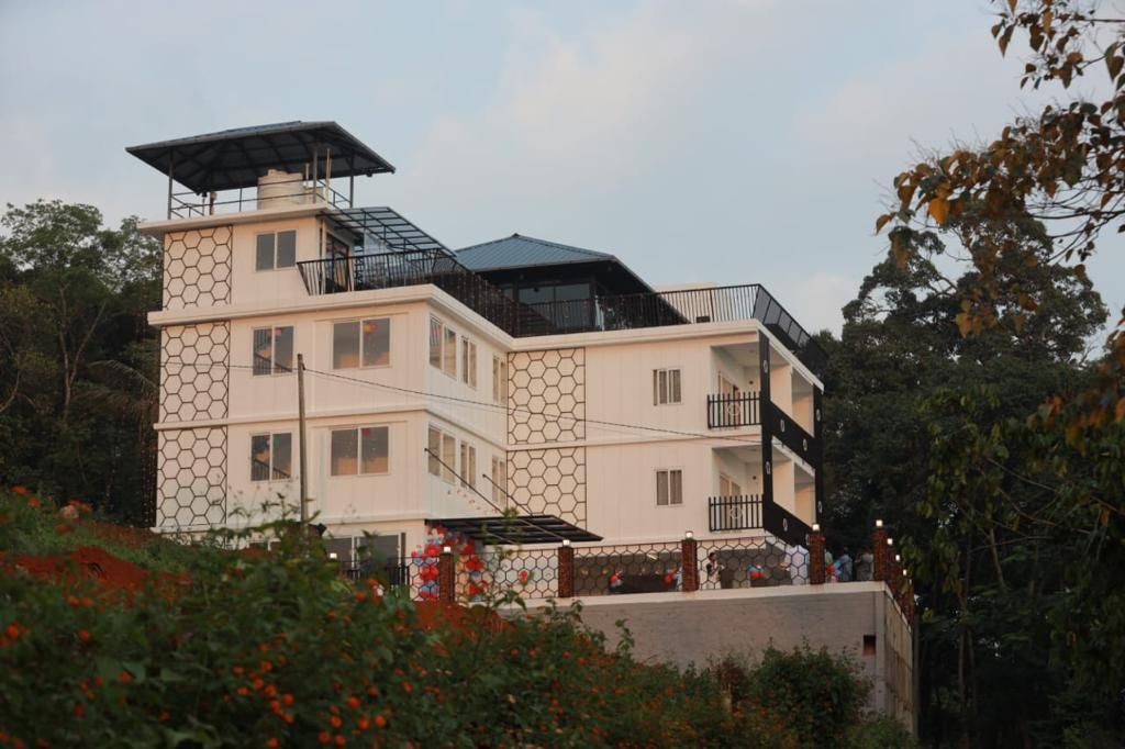 Fortune Palace Munnar