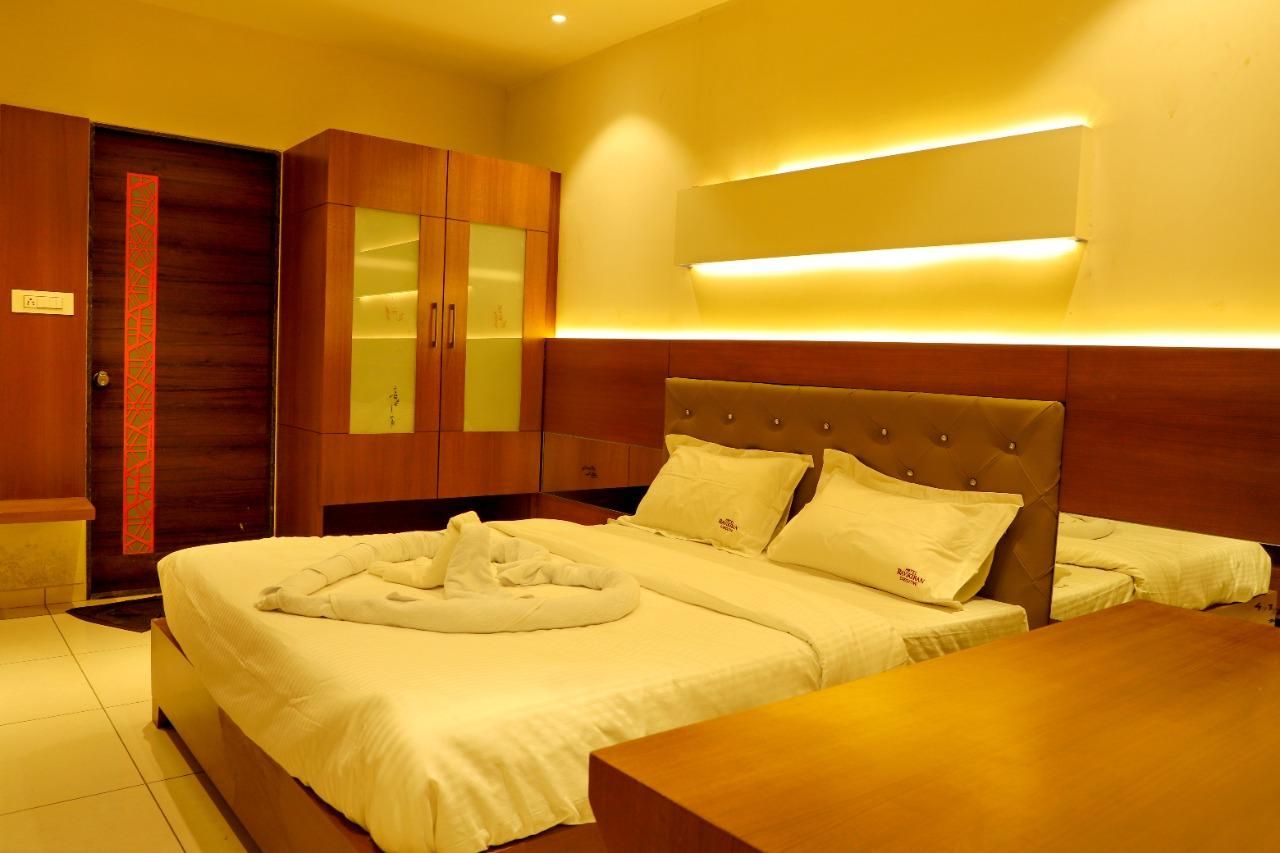 Deluxe Non- Air Conditioning Room