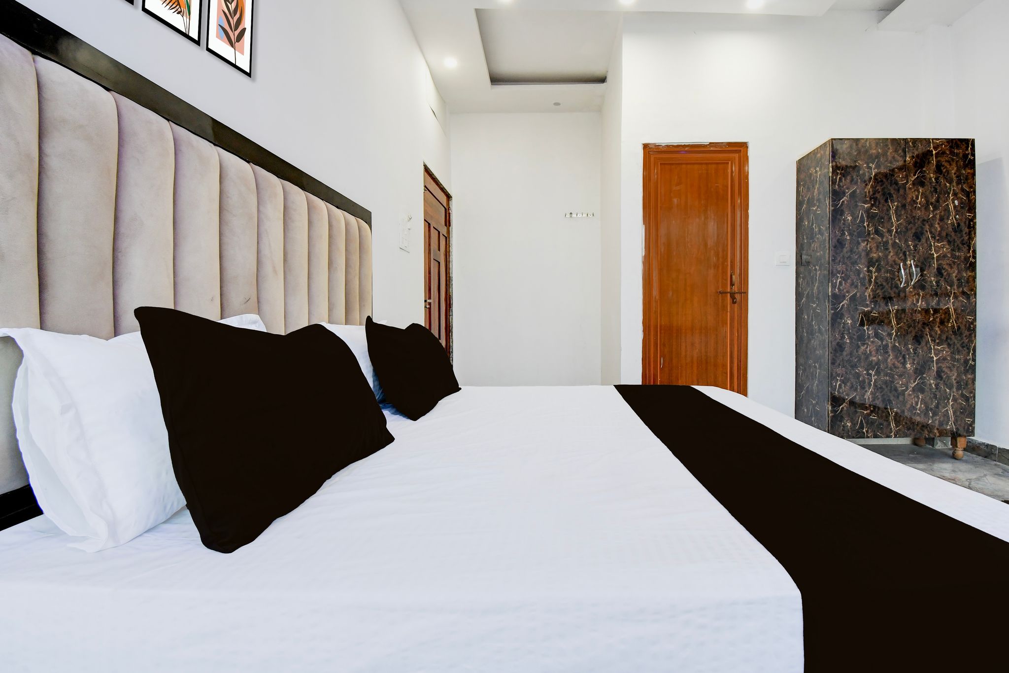 Hotel O AanandKanan Classic 10