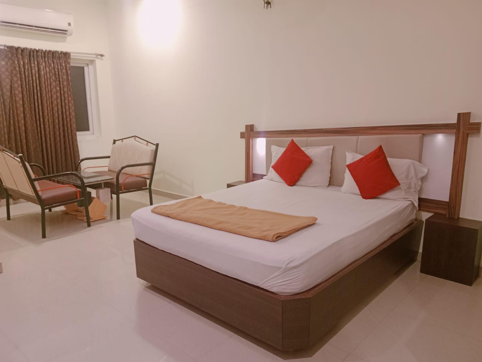Deluxe Suite