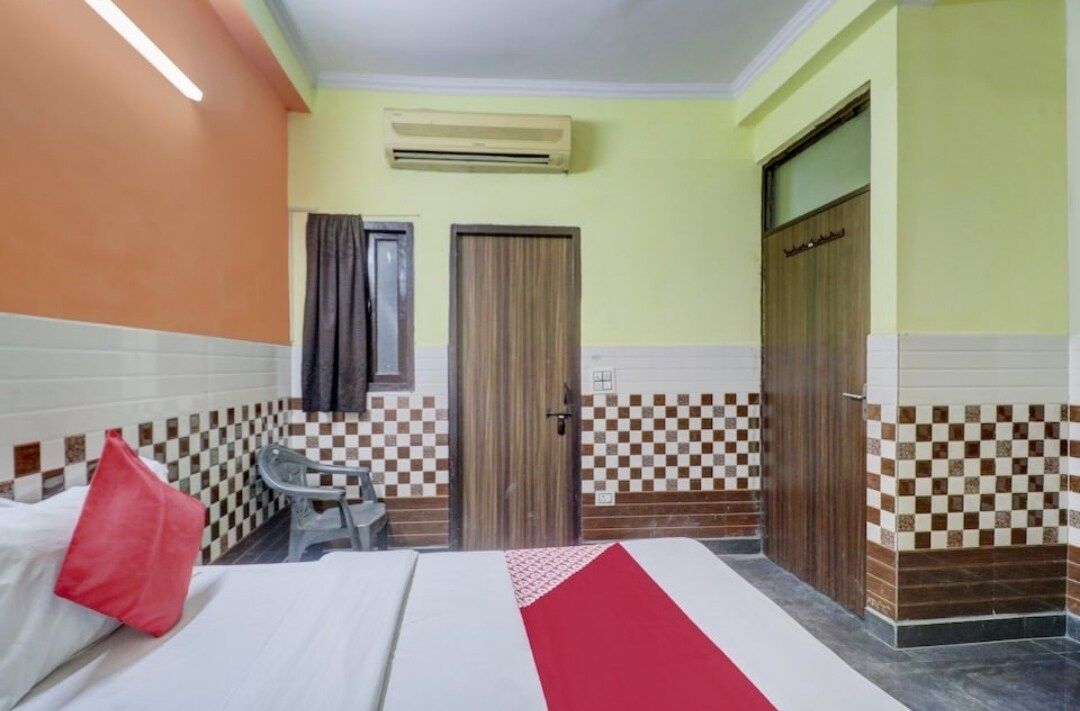 Hotel O The Park Inn Classic 7