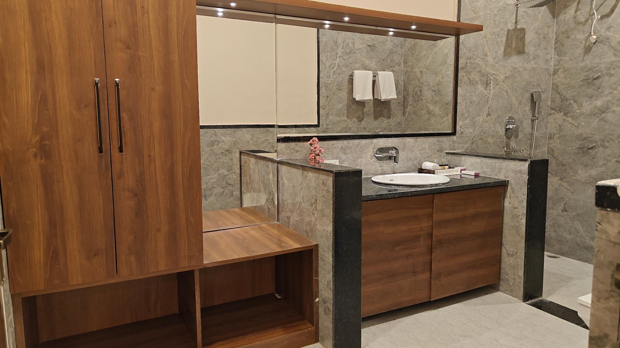 Suite Room with Private Balcony