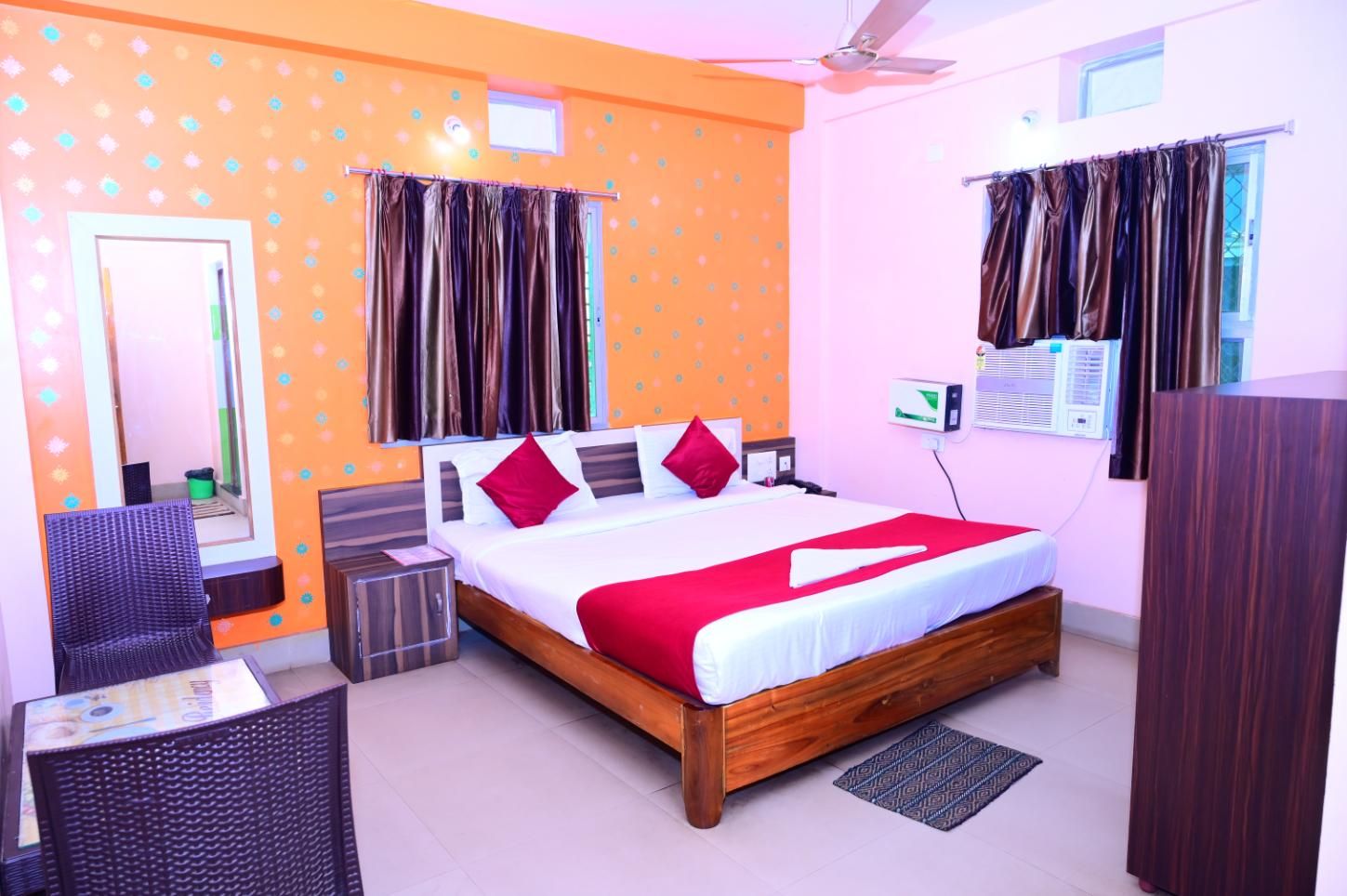 Deluxe AC Room