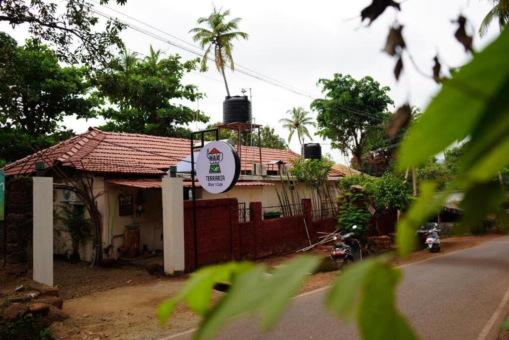 Terraria - Stay & Café