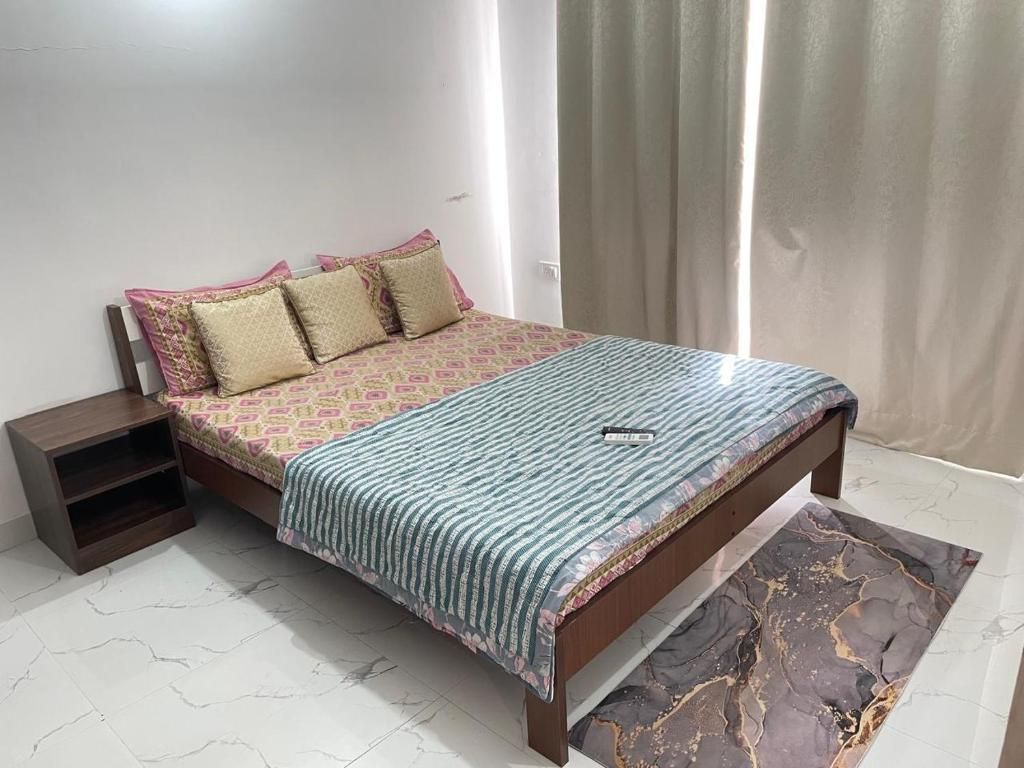 ATS Grand Casa Studio - Stay like a Celebrity Apartment