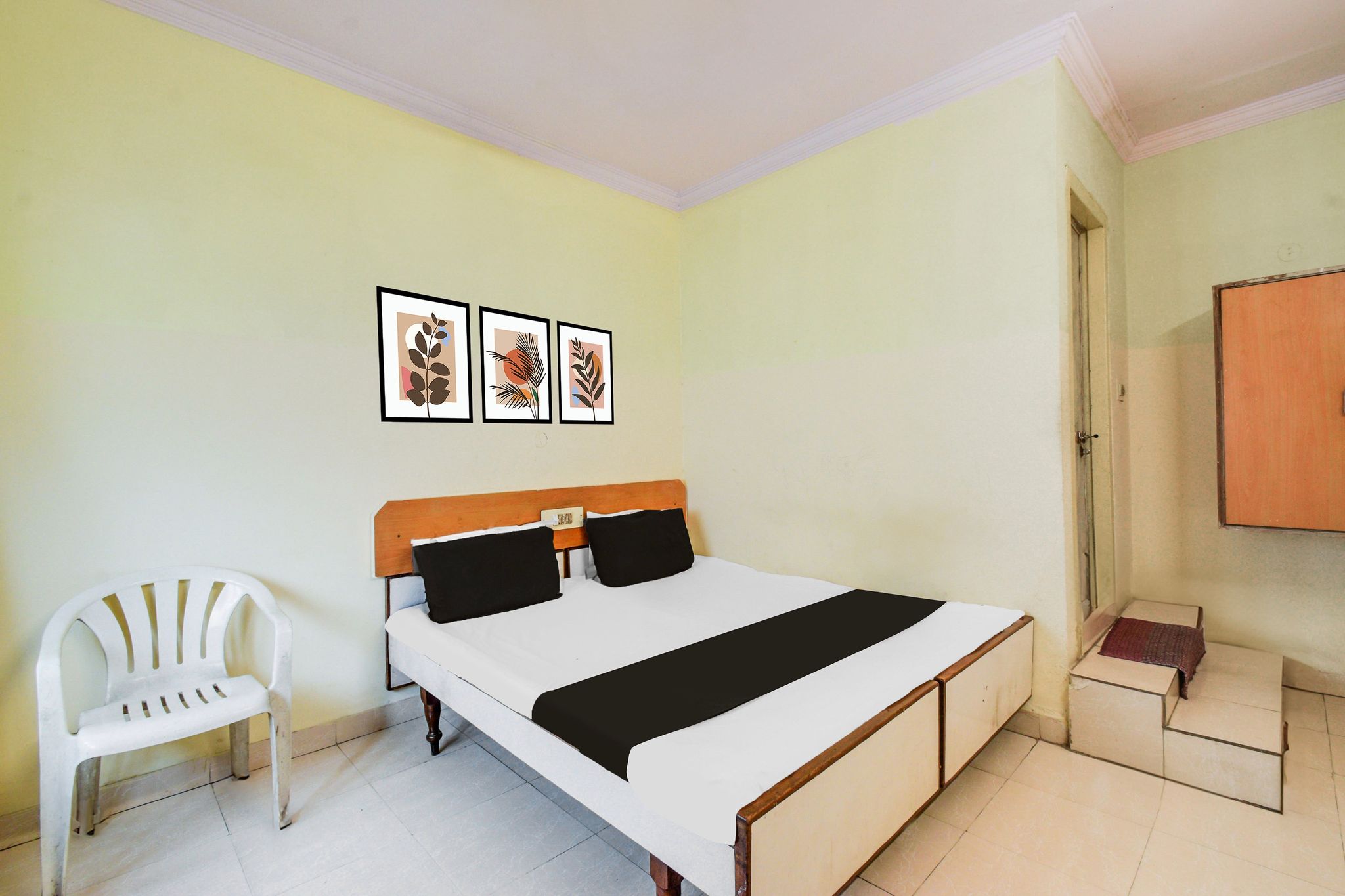 Hotel O New Sri Sai Amaravati Lodge Classic 3