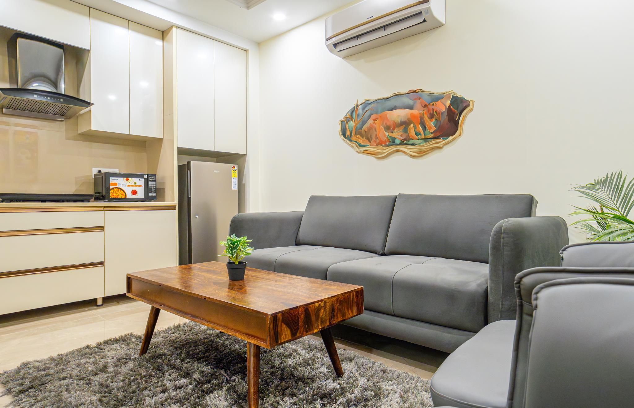 Housr Sector 43 Gurgaon Near One Horizon Centre