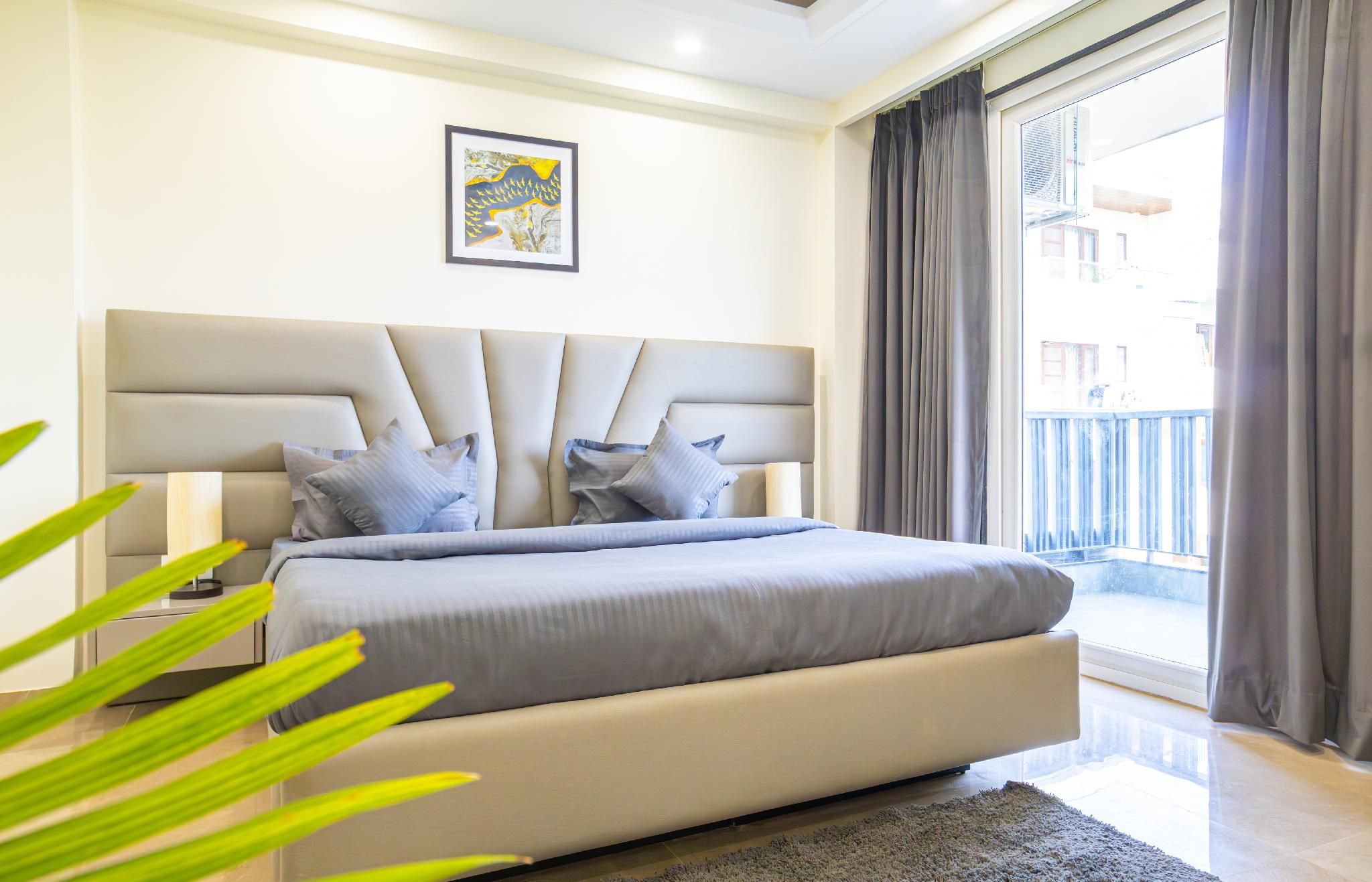 Housr Sector 43 Gurgaon Near One Horizon Centre One Bedroom Apartment 2