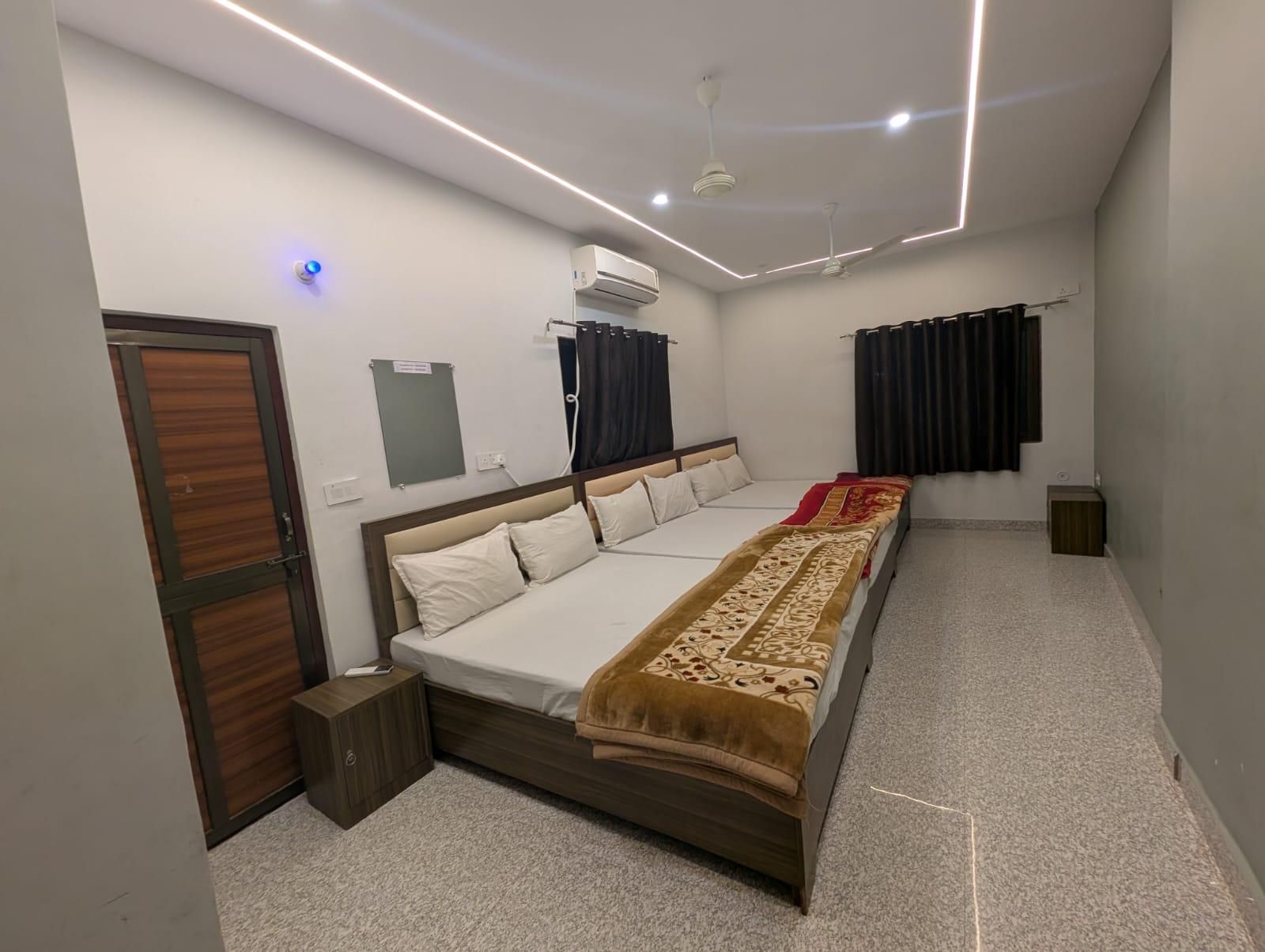 6 People Room - Bedroom