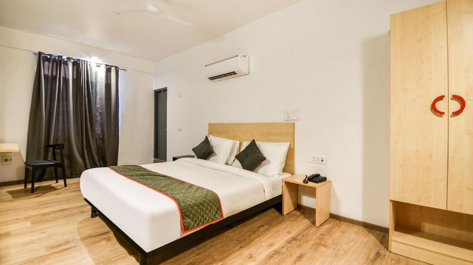 Super Deluxe Air Conditioining Room