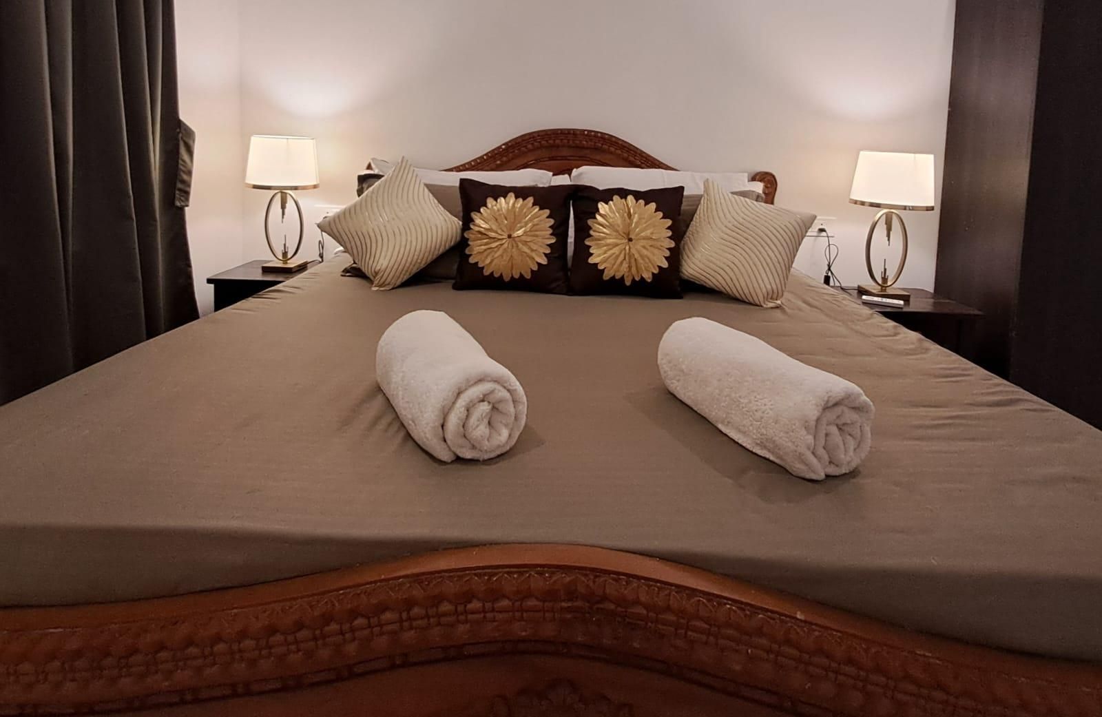 Apricot Inn Deluxe Room 3