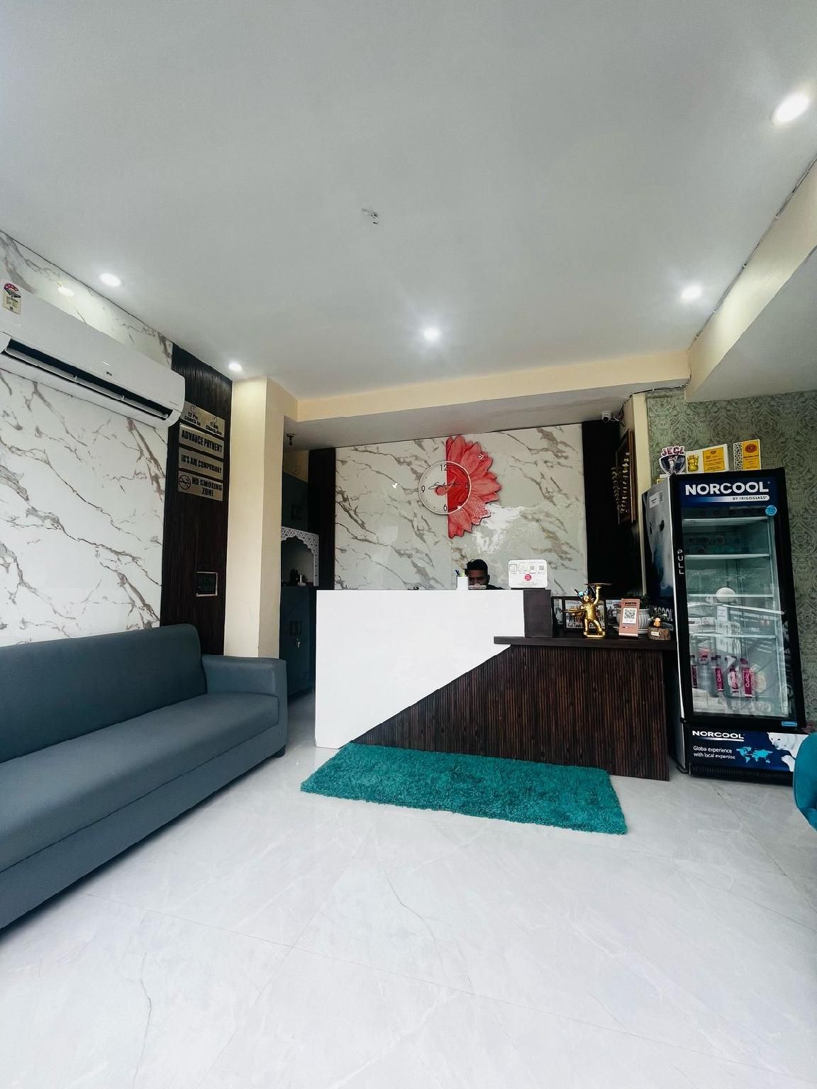 Hotel Stay Court | Swiming Pool Rooms