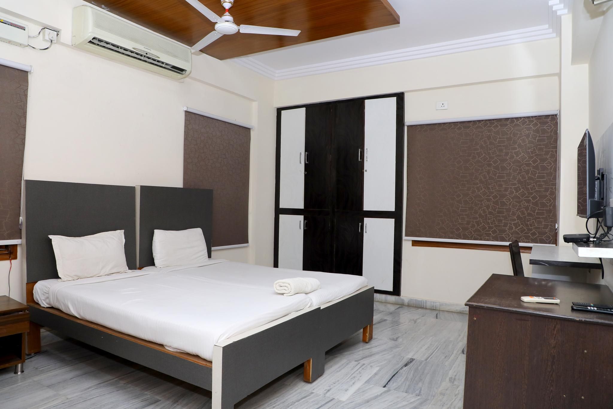 Three Bedroom AC