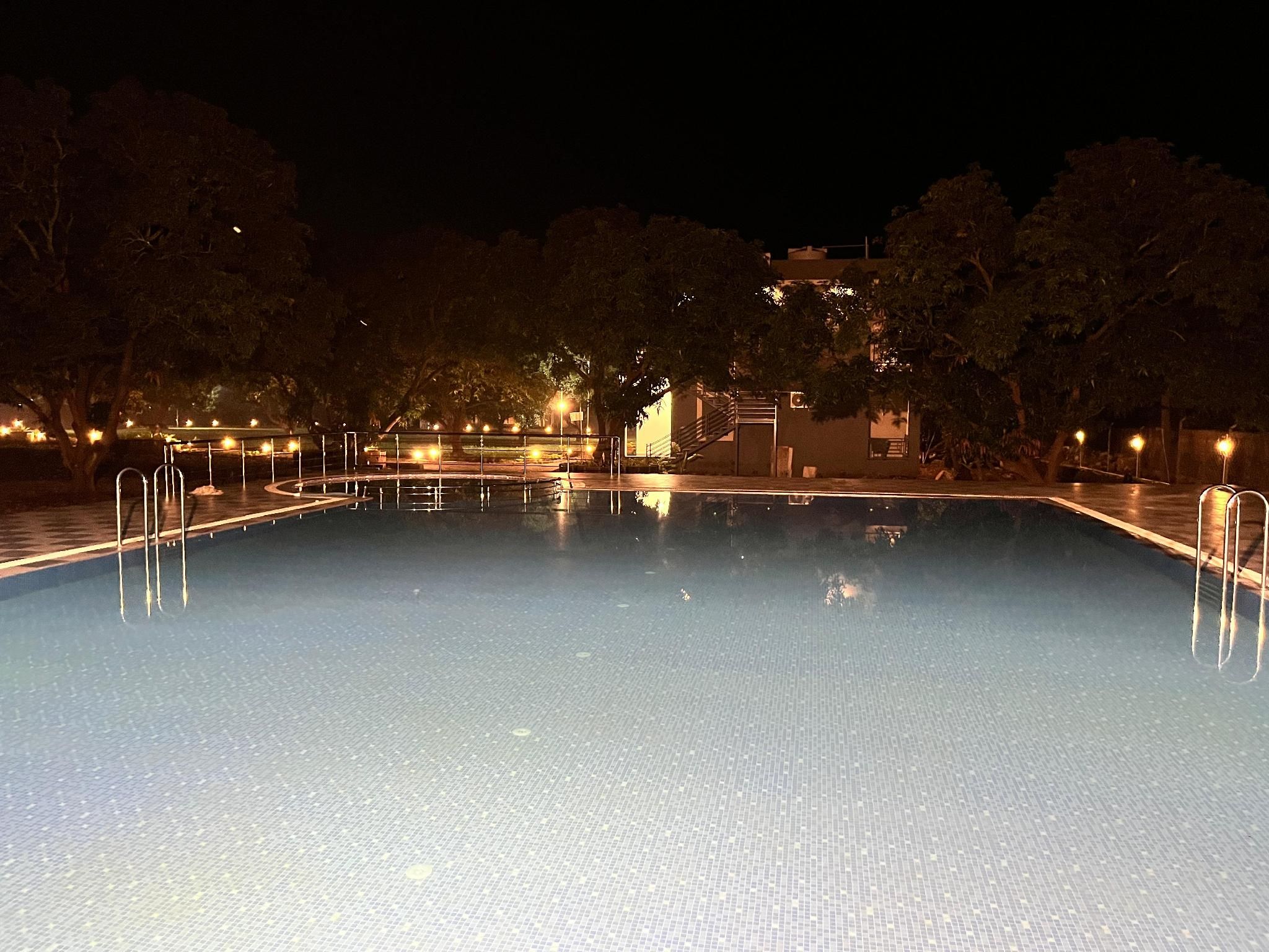 Swimming pool
