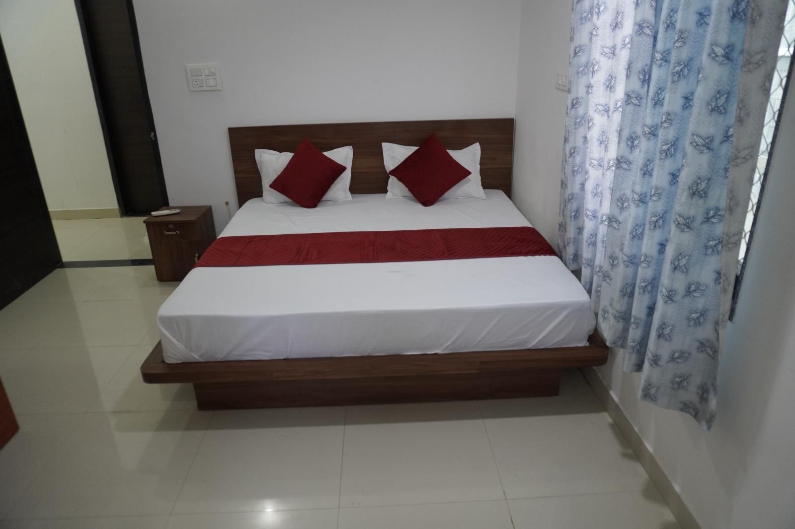 AC Deluxe Room 