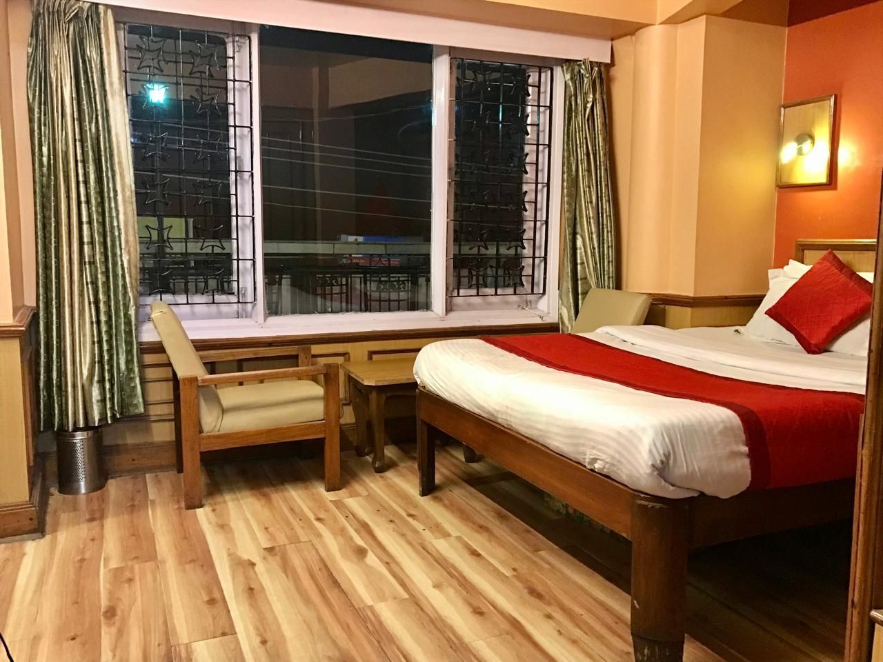 Hotel Samrat Regency Deluxe 3