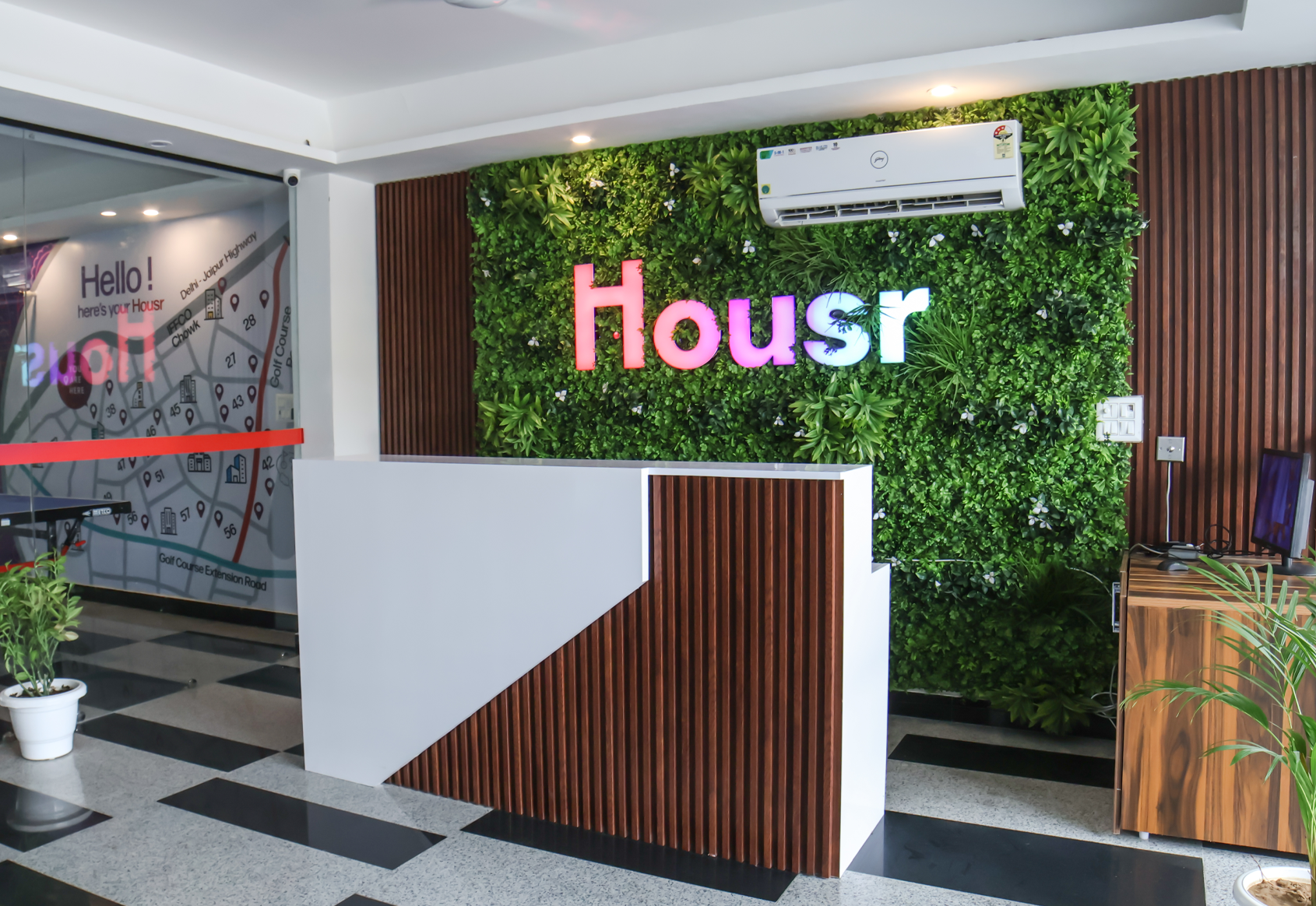 Housr Sector 45 Gurgaon Near Huda City Centre