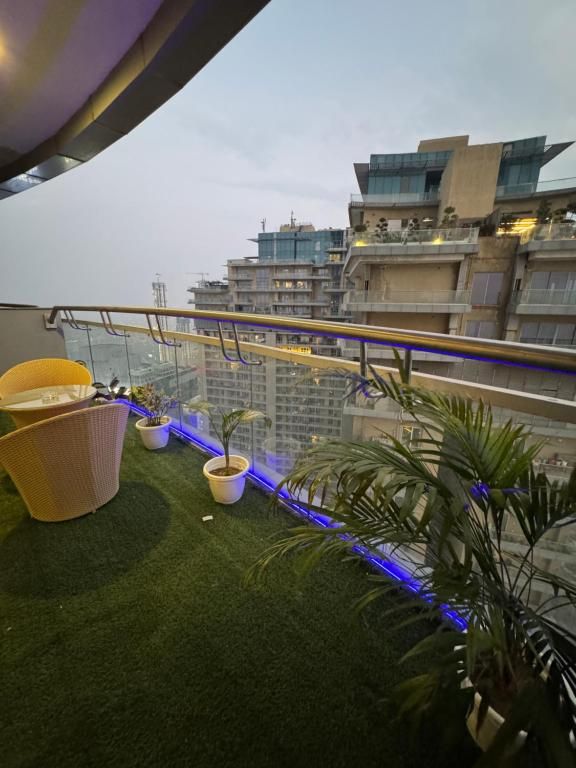 The Luxe Loft|39th floor lake or city view