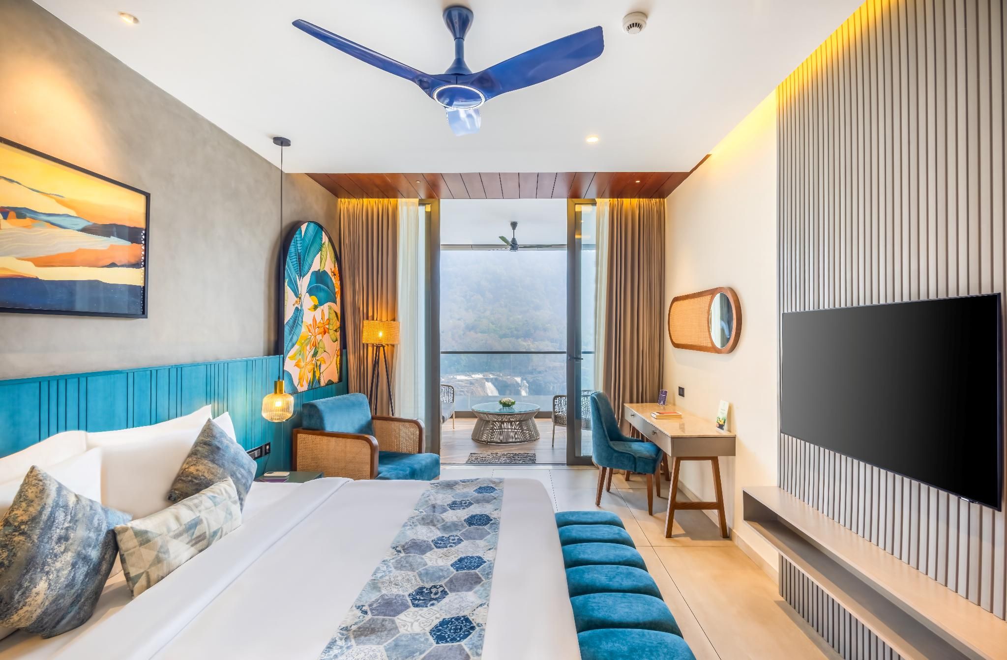 Premium Mountain and Falls View