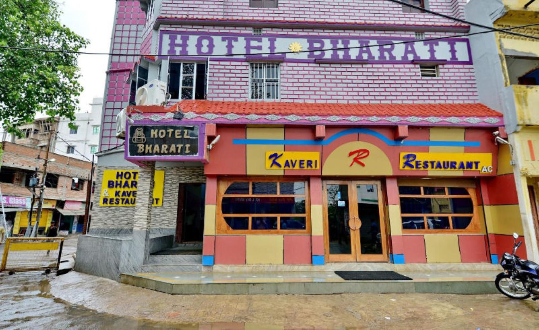 Goroomgo Bharati Deoghar 